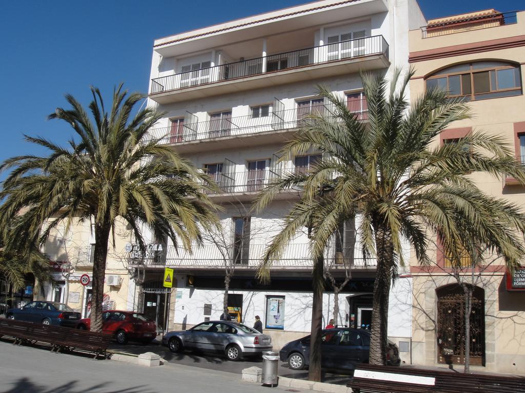 Hostal Residencia Celma Sant Carlos de la Ràpita Kültér fotó